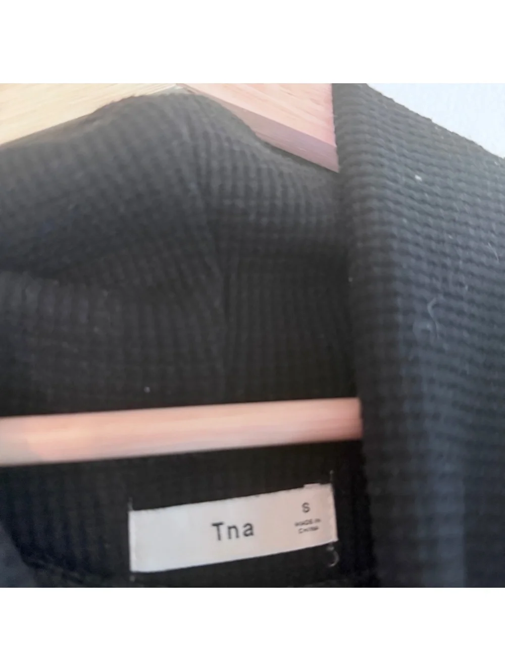 Aritzia TNA Waffle Knit Thermal Cowl Turtleneck Longsleeve Top in Black